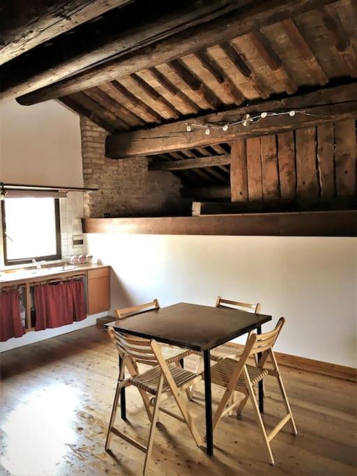 Romantic Studio In The Historical Heart Of Padova Eksteriør bilde